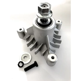 HUSQVARNA FŰNYÍRÓ TRAKTOR KÉSTARTÓ KPL. 3 CSAVAROS, 5-ÁGÚ CSILLAG (532 14 36-51)