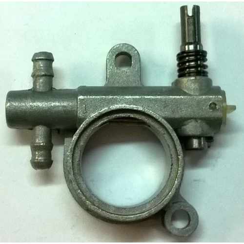 KÍNAI Láncfűrész 38cc OLAJSZIVATTYÚ