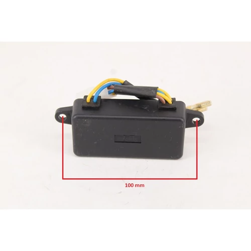 AVR 2-3 KW 220mf 250 V  FESZÜLTSÉG SZABÁLYZÓ ELEKTRONIKA