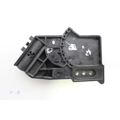 MTD KORMÁNYKERÉK TARTÓ JOBBOS