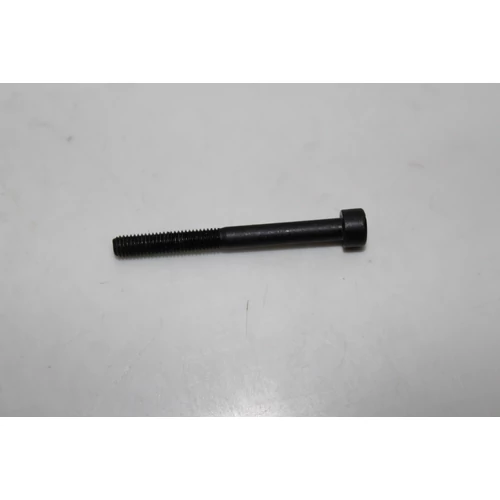 KÍNAI LÁNCFŰRÉSZ KARBURÁTOR FELFOGATÓ CSAVAR